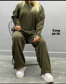 Свитер
