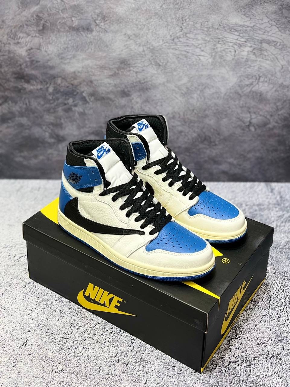 nike air jordan 1 retro high og,nike air jordan 1 retro high,air jordan 1 retro high og,nike air jordan 1 high travis scott x fragment,мужские кроссовки air jordan 1 retro high og