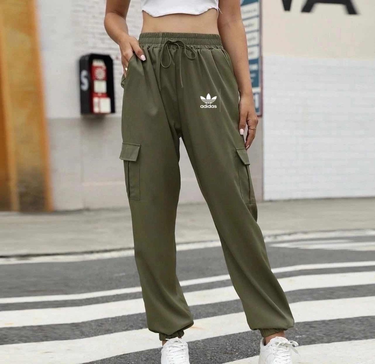спортивные брюки женские adidas originals,спортивные брюки adidas originals,женские спортивные брюки adidas,карго штаны,спортивные брюки adidas