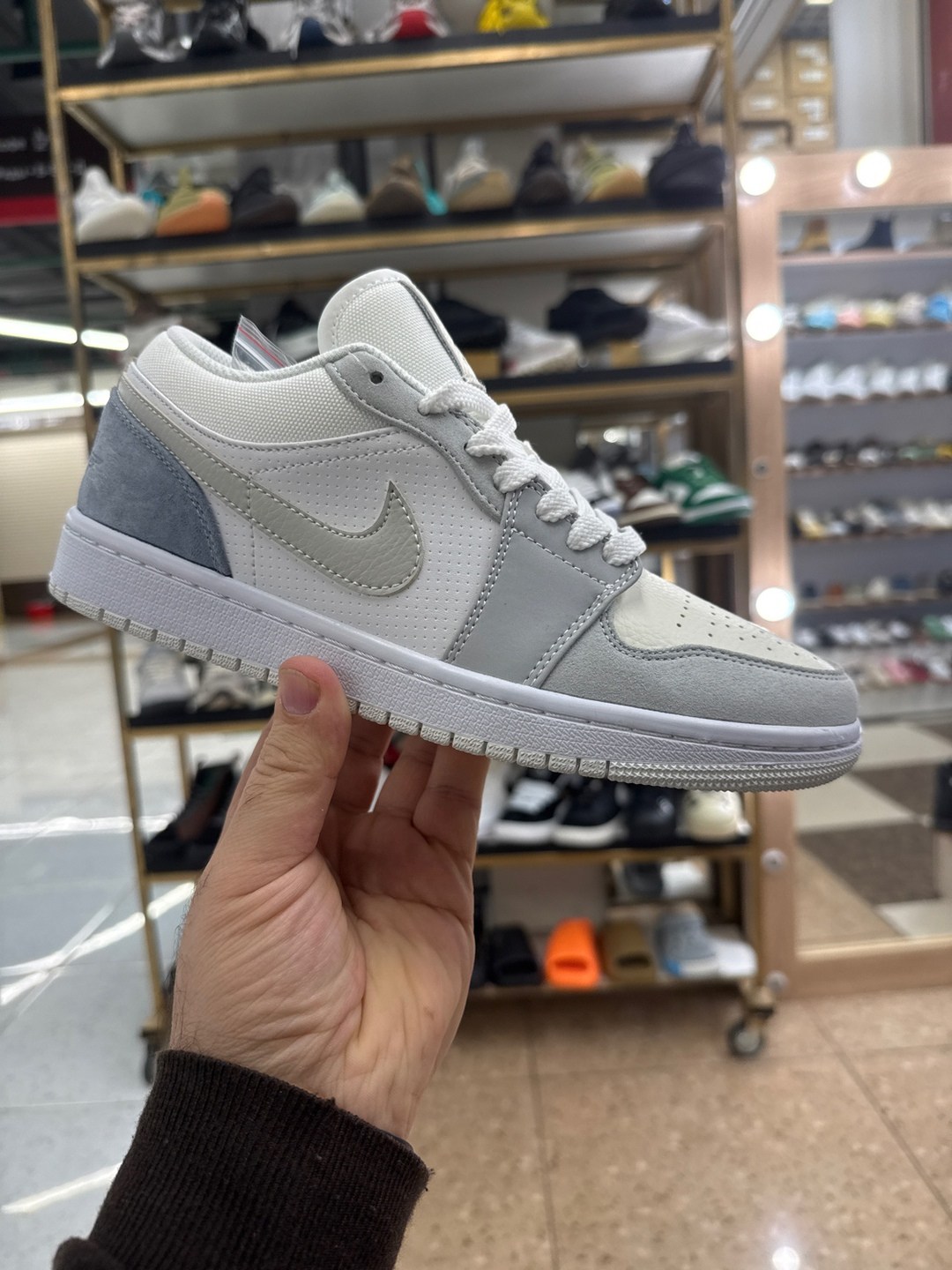 nike air jordan 1 low paris,air jordan 1 low paris,nike air jordan 1 low white,nike air jordan 1 low grey,кроссовки nike air jordan 1 low