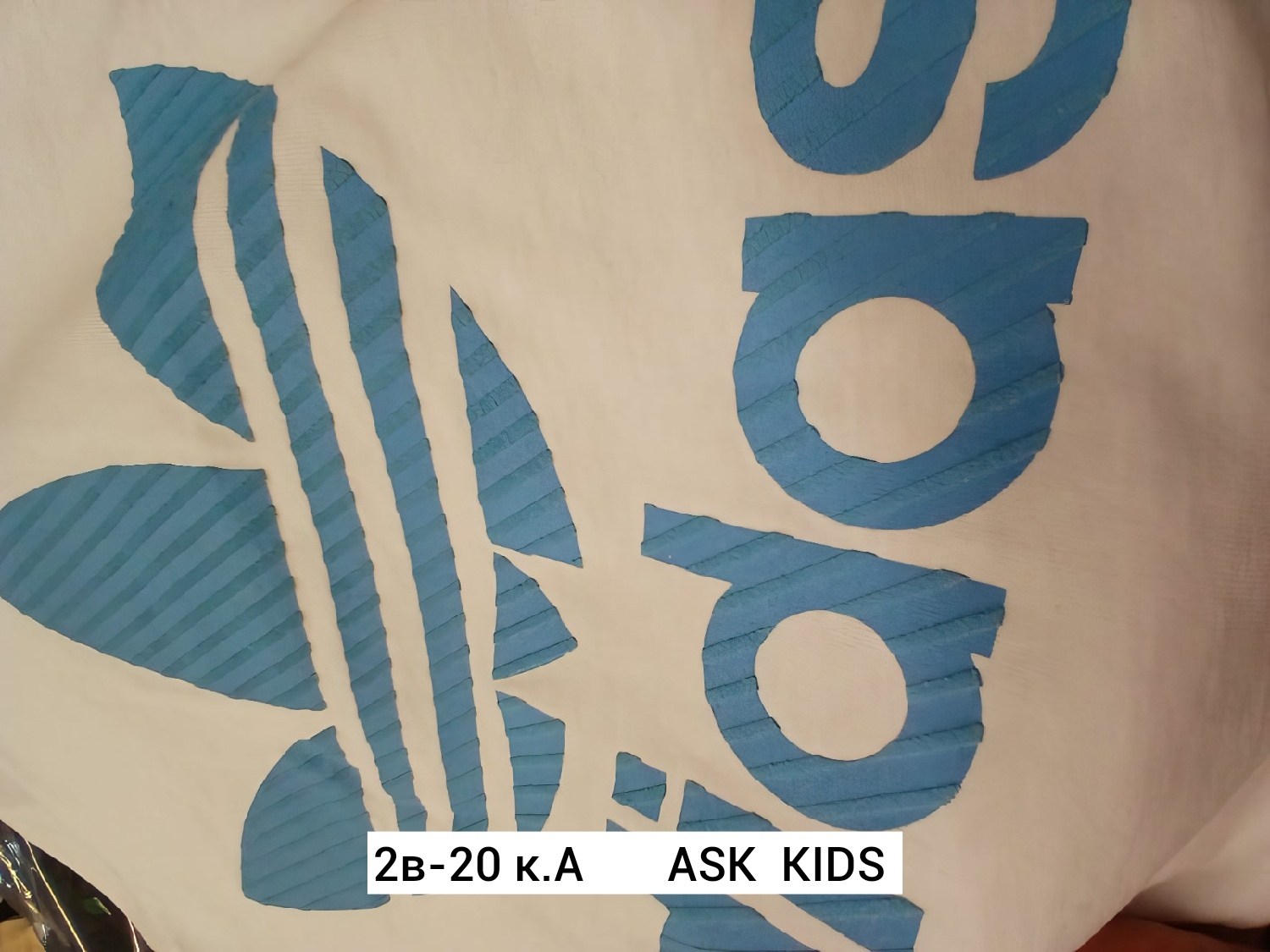 детский костюм,adidas костюм спортивный,комплект одежды adidas original,adidas original,adidas originals adidas
