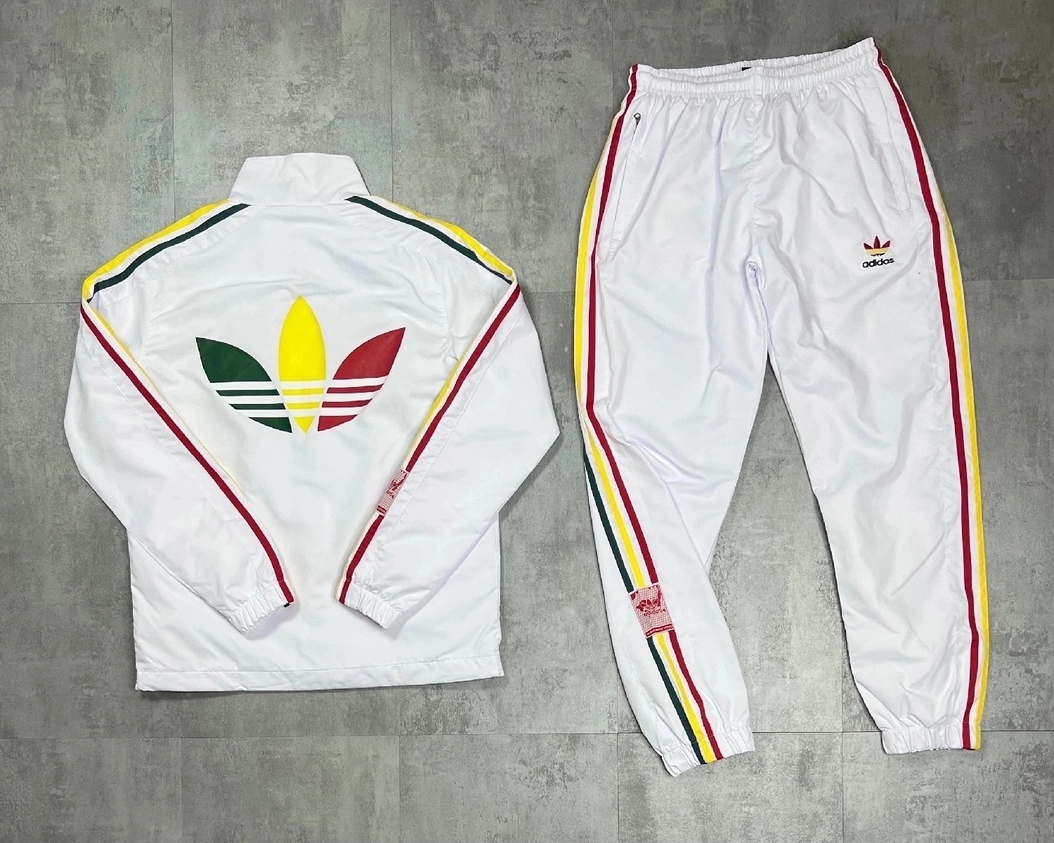 спортивный костюм adidas originals,адидас спортивный костюм,спортивный костюм adidas,костюм adidas 90 х,спортивный костюм мужской adidas