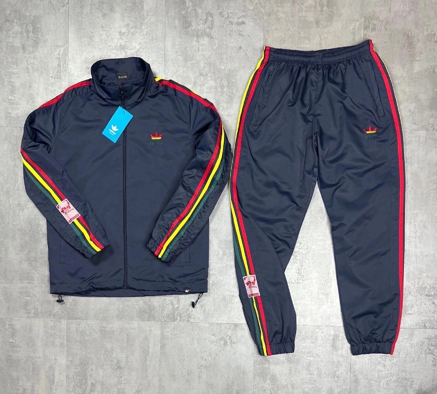 спортивный костюм adidas originals,адидас спортивный костюм,спортивный костюм adidas,костюм adidas 90 х,спортивный костюм мужской adidas