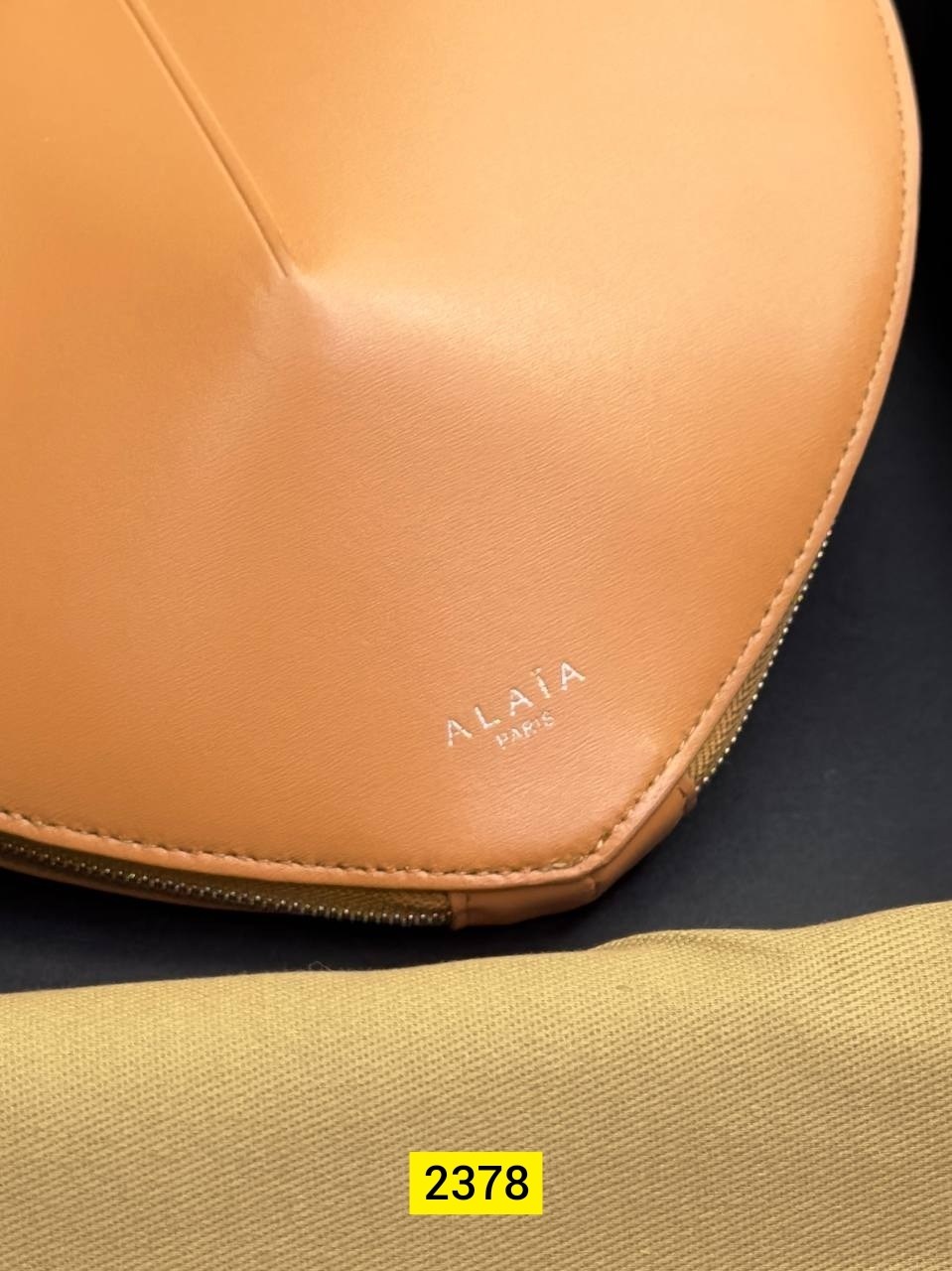 сумочки,сумка женские,сумка,сумка сердце alaia,сумка сердце