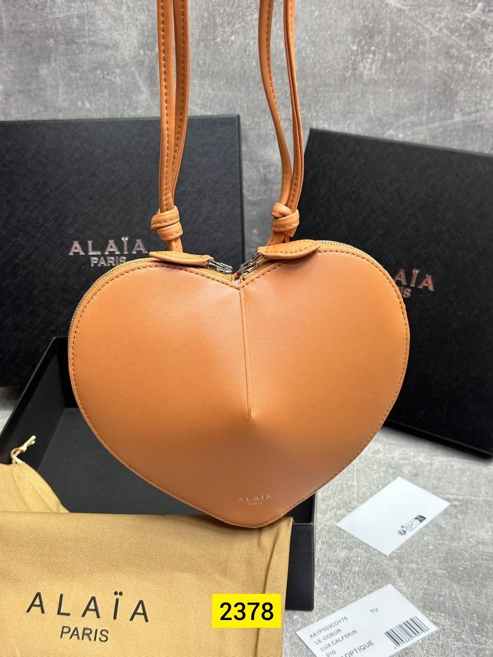сумочки,сумка женские,сумка,сумка сердце alaia,сумка сердце
