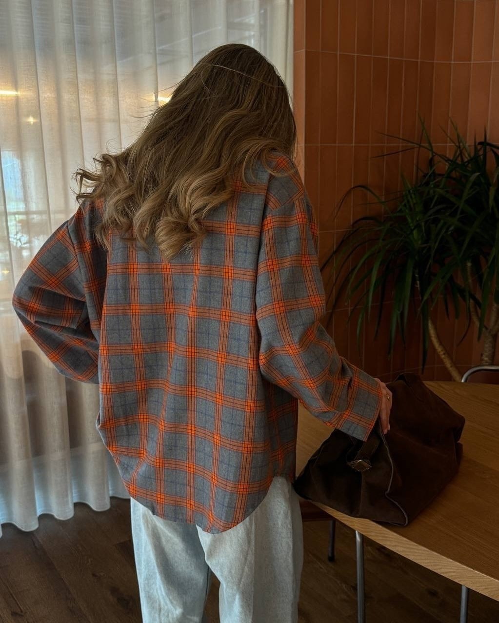 рубашка женская оверсайз в клетку,рубашка оверсайз в клетку,oversize клетчатая рубашка,рубашка в клетку женская,рубашка клетчатая оверсайз