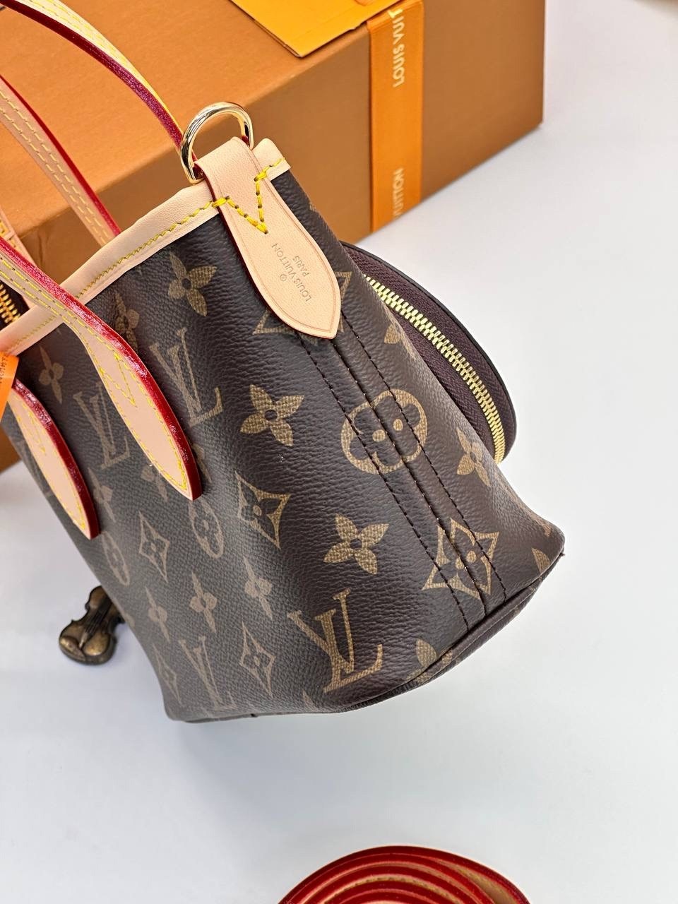 louis vuitton сумка на плечо,louis vuitton женская сумка,сумка луи виттон,сумки модные,сумкa louis vuitton