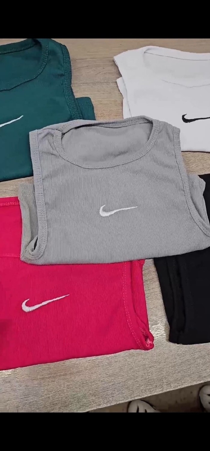 футболки и майки,спортивные костюм,футболка мужская nike,женские майки,женские футболки