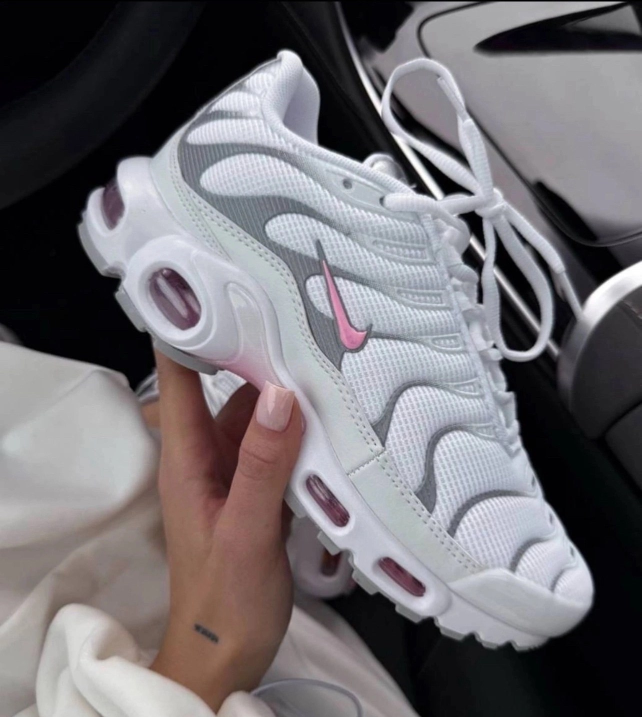 кроссовки,nike air max tn plus pink,кроссовки nike air max tn plus,nike air max plus tn,nike tn plus pink
