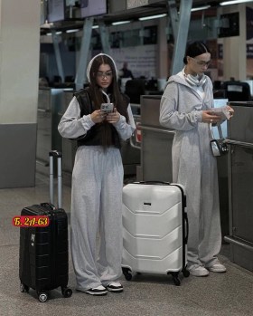 Костюм