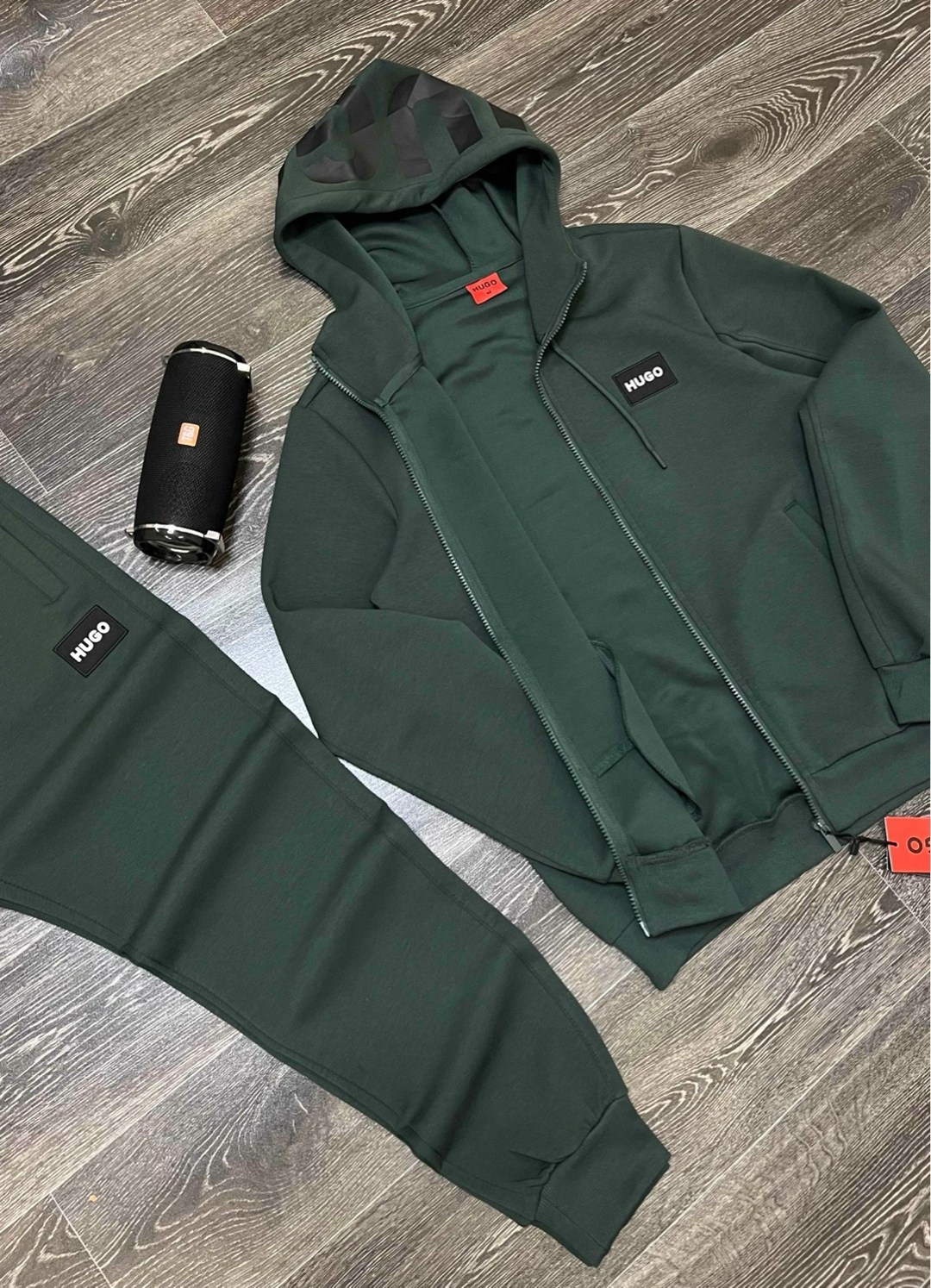 мужской спортивный костюм на флисе,спортивный костюм hugo boss,спортивные костюм,спортивные костюмы мужские,спортивный костюм hugo
