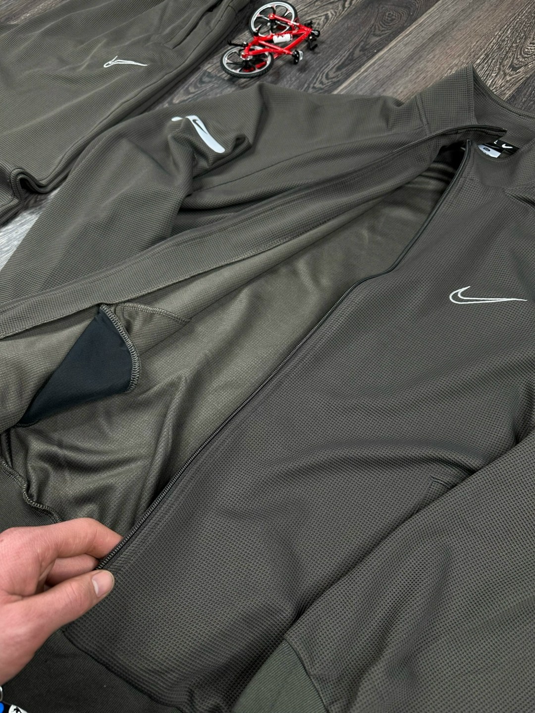 спортивный костюм nike мужской,костюм nike мужской,мужские спортивные костюмы,спортивные костюмы для мужчин,спортивные костюм