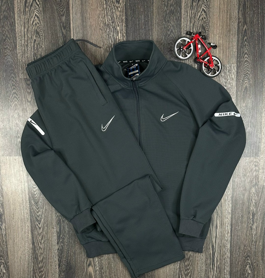 спортивный костюм nike мужской,костюм nike мужской,мужские спортивные костюмы,спортивные костюмы для мужчин,спортивные костюм