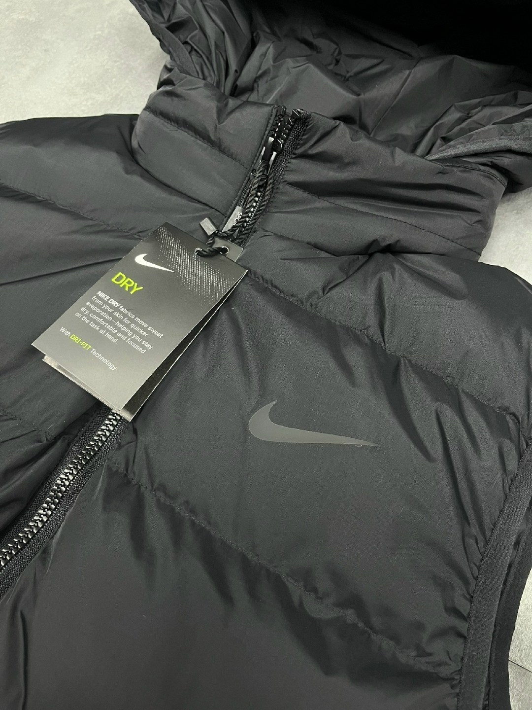 мужские пуховики nike,мужские куртки nike,жилетка nike,пуховик nike acg мужской,зимние куртки