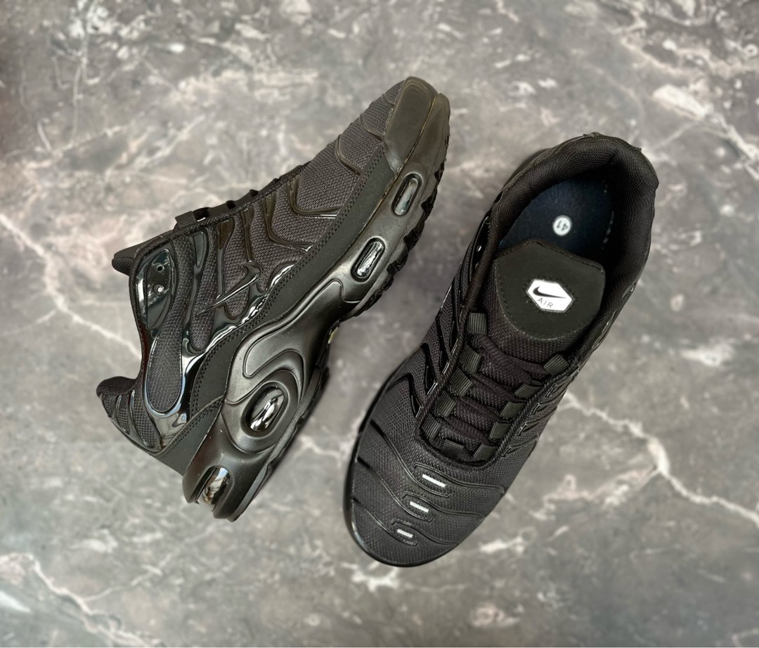 кроссовки тн,кроссовки nike air max plus tn,nike air max tn plus black,кроссовки,nike air max plus triple black