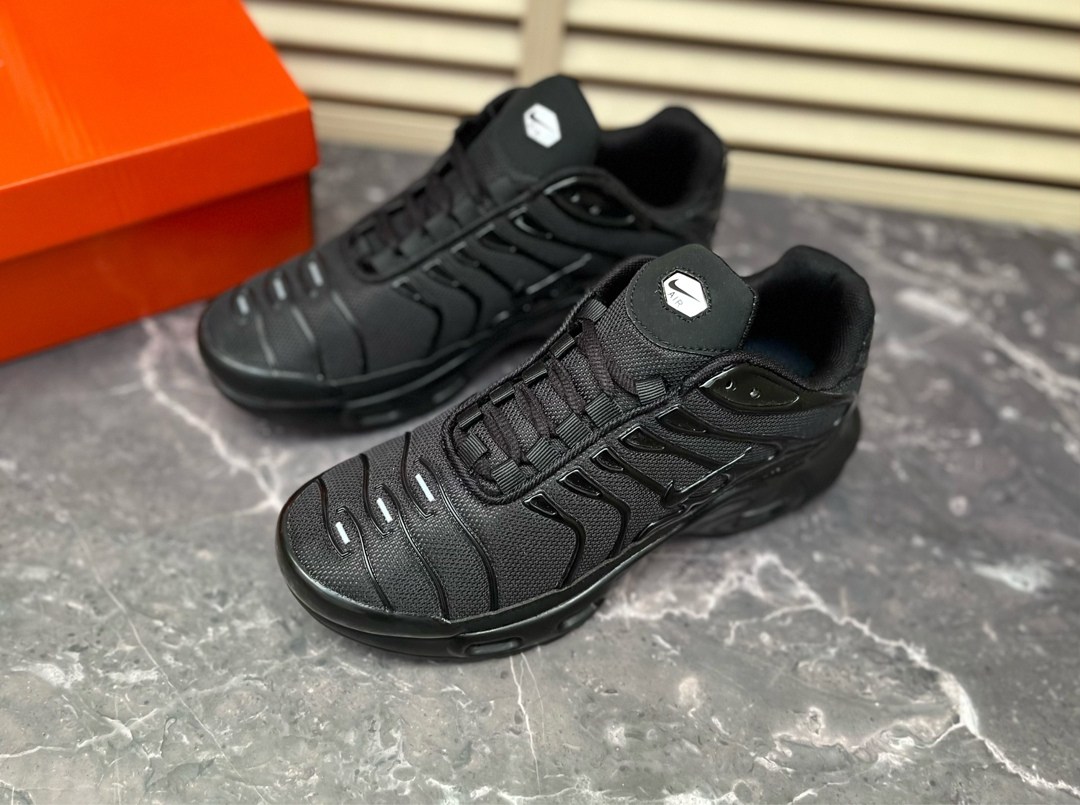 кроссовки тн,кроссовки nike air max plus tn,nike air max tn plus black,кроссовки,nike air max plus triple black