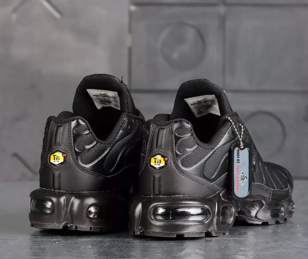 кроссовки тн,кроссовки nike air max plus tn,nike air max tn plus black,кроссовки,nike air max plus triple black