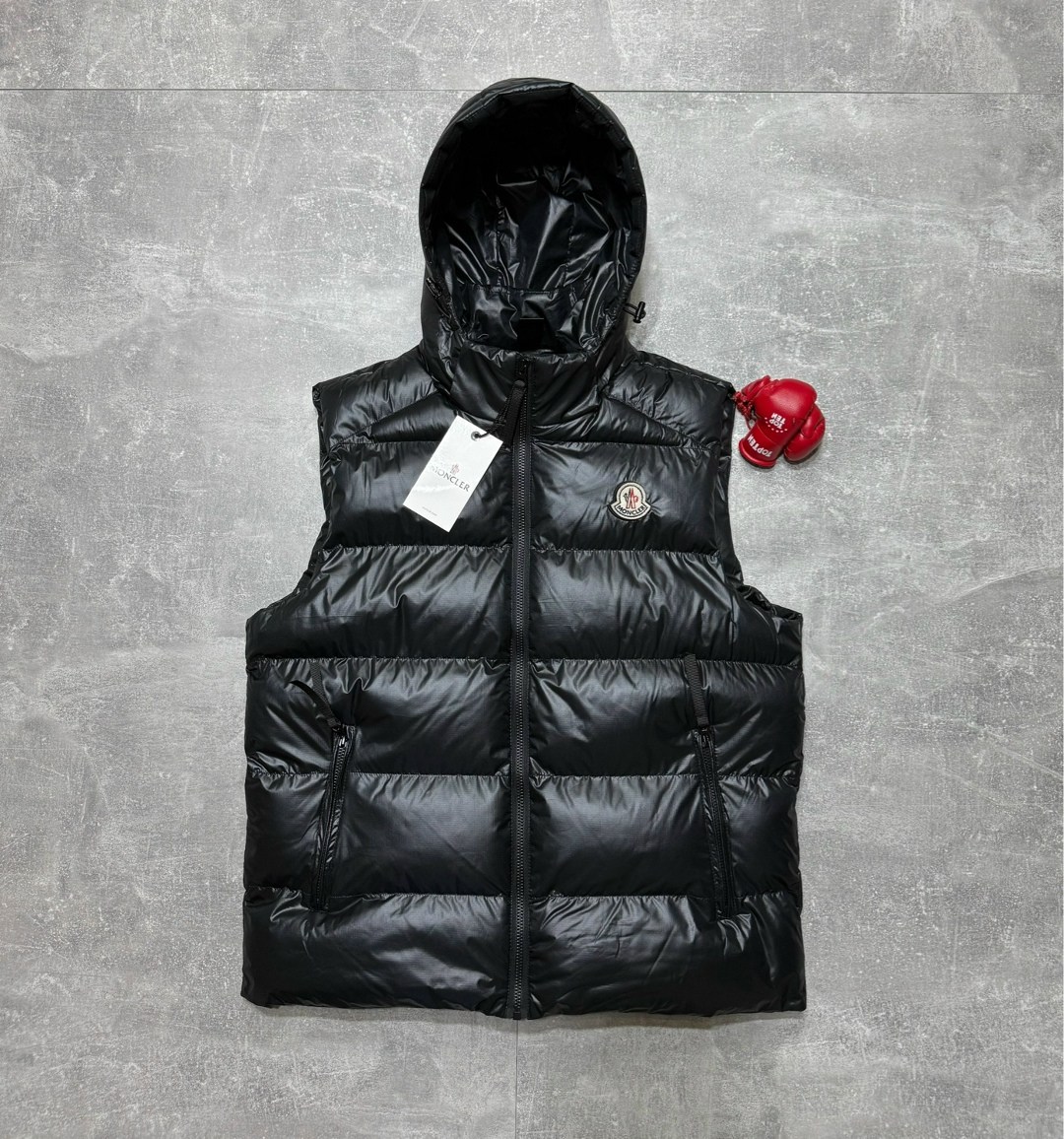 жилетка moncler мужская,жилетка moncler,жилет moncler,жилет монклер,жилетка монклер мужская