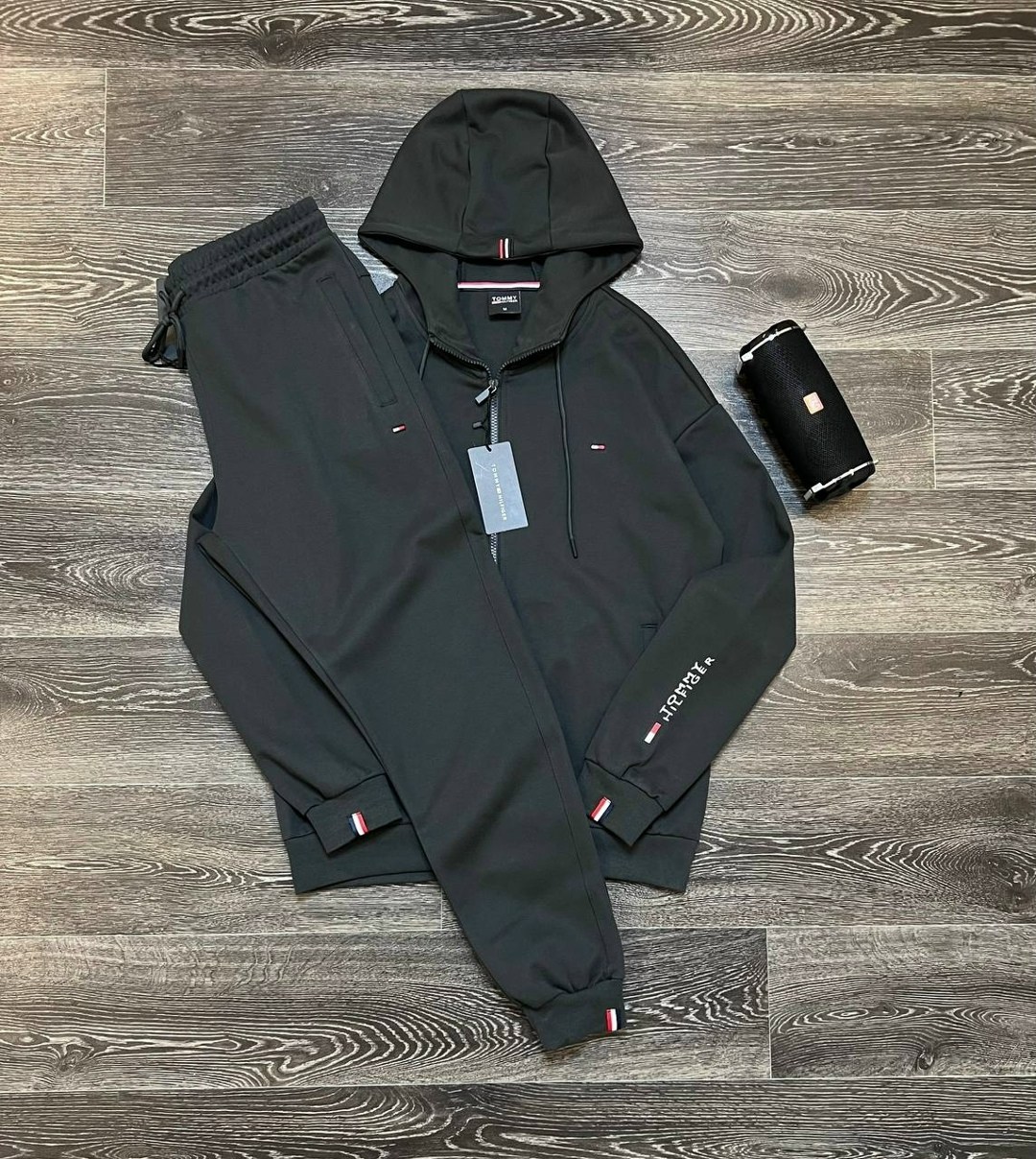 спортивный костюм tommy hilfiger,спортивные костюм,спортивный костюм томми хилфигер мужские,спортивные костюмы для мужчин,мужские спортивные костюмы