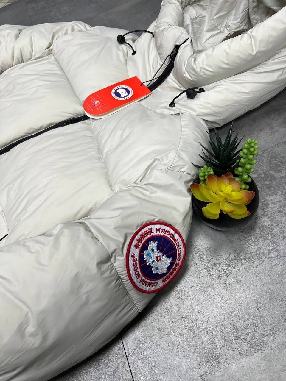 canada goose оригинал и подделка,зимние куртки,пуховик canada goose,куртка канада,куртка
