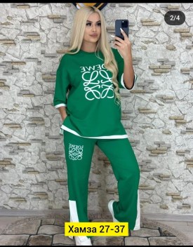 Костюм