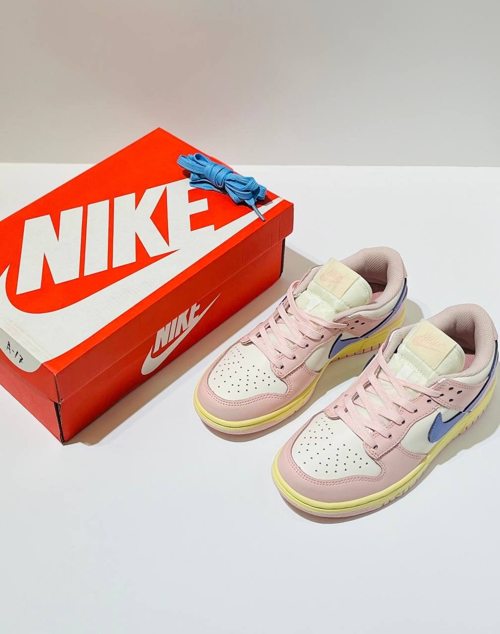 кроссовки текстиль,женские кроссовки nike dunk low,кроссовки,nike dunk low,разноцветные женские кроссовки nike dunk low