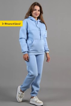 Костюм