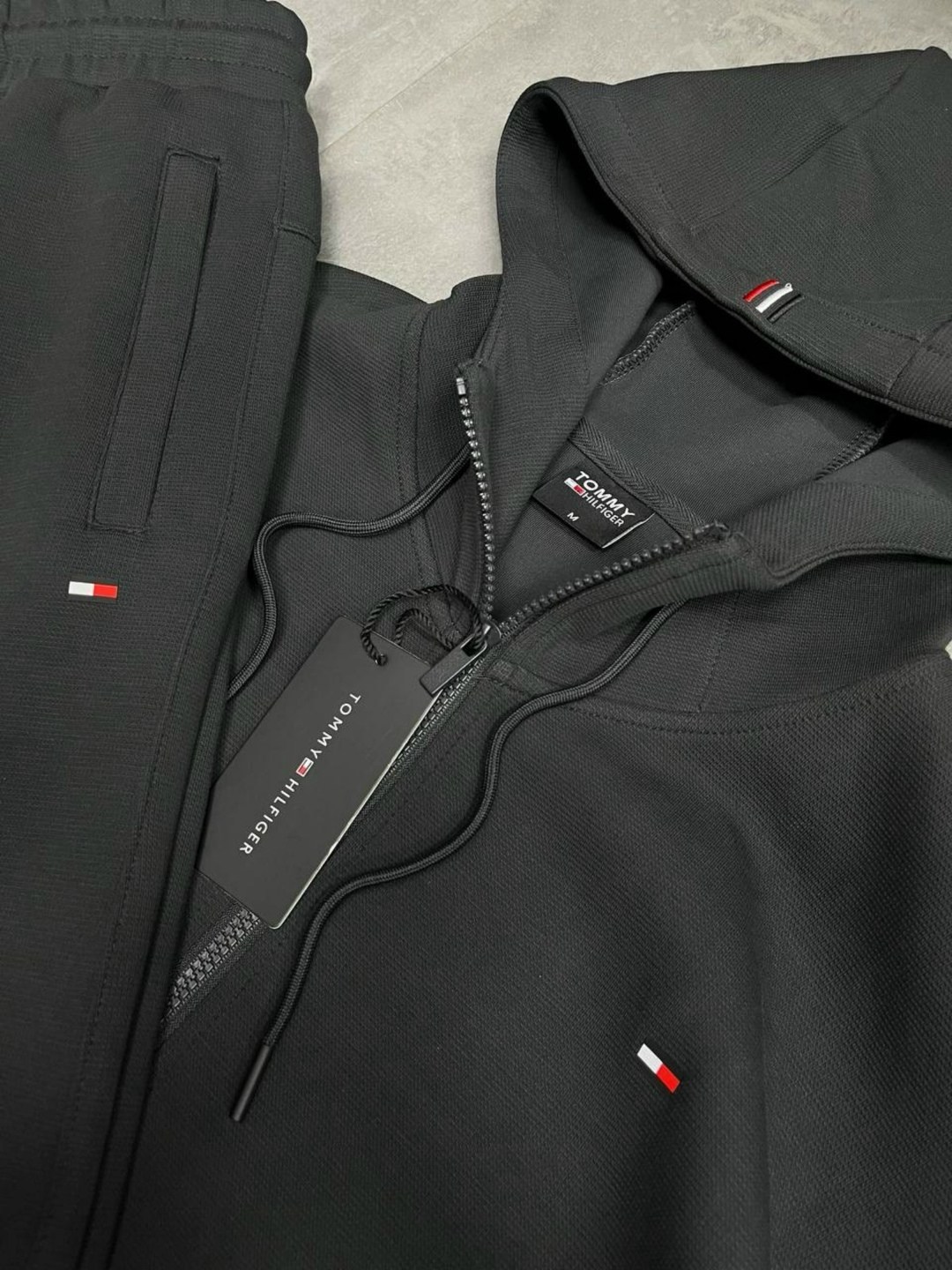 спортивный костюм tommy hilfiger,спортивный костюм томми хилфигер,мужской спортивный костюм на флисе tommy hilfiger,костюм tommy hilfiger,костюм tommy hilfiger мужской