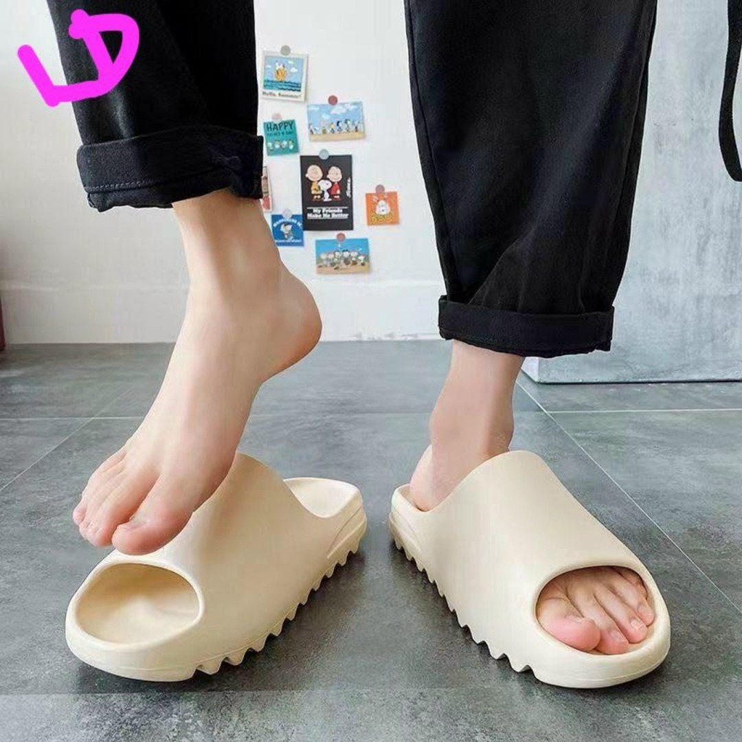 модные тапочки,летние тапочки,женские шлепанцы,шлепки yeezy slide,тапочки для дома