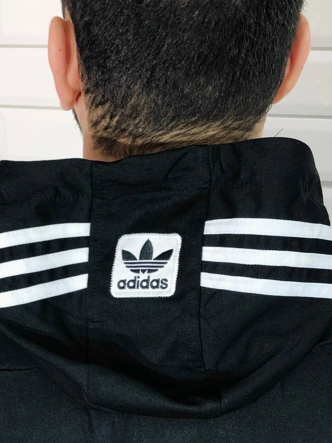 мужские спортивные костюмы,костюм спортивный adidas,спортивные костюм,мужской спортивный костюм adidas,костюм адидас