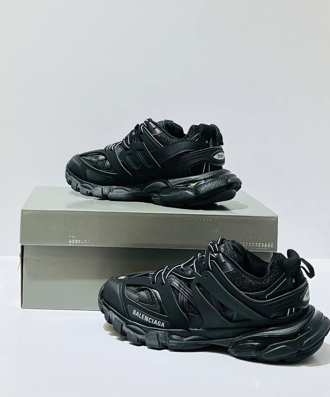 кроссовки balenciaga track,кроссовки баленсиага трек черные,баленсиага кроссовки черные track,женские кроссовки balenciaga,кроссовки balenciaga