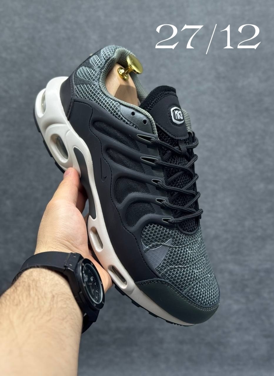 кроссовки nike air max tn plus,кроссовки для мужчин,кроссовки мужские nike air max tn plus,кроссовка мужской,