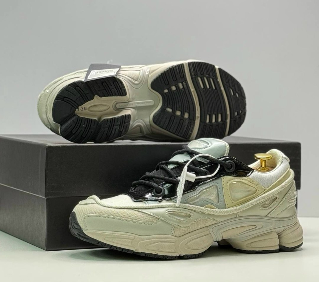 adidas raf simons ozweego 3 cream white,adidas ozweego 3 raf simons cream white core black,кроссовки adidas raf simons ozweego 3,adidas raf simons ozweego 3,adidas raf simons ozweego 3 white