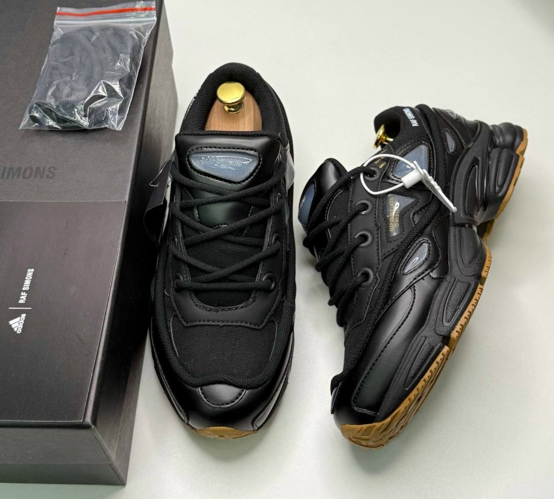 adidas raf simons ozweego,raf simons adidas ozweego 3,adidas raf simons ozweego bunny black,адидас раф симонс озвиго 2,raf simons x adidas ozweego bunny (core black)