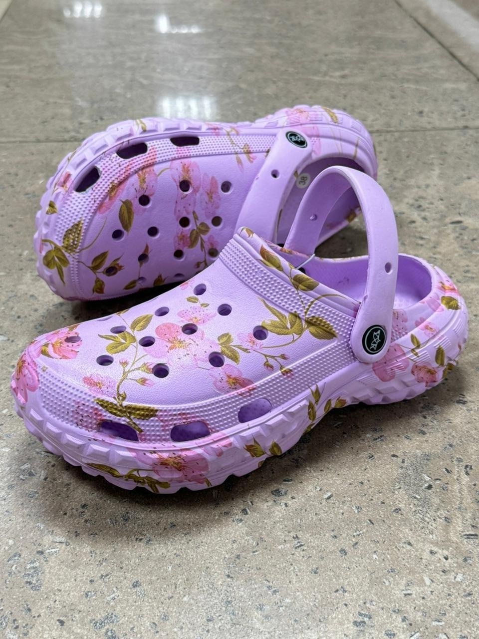 кроксы женские оригинальные официальный сайт,сабо crocs,crocs classic,crocs floral,crocs classic clog
