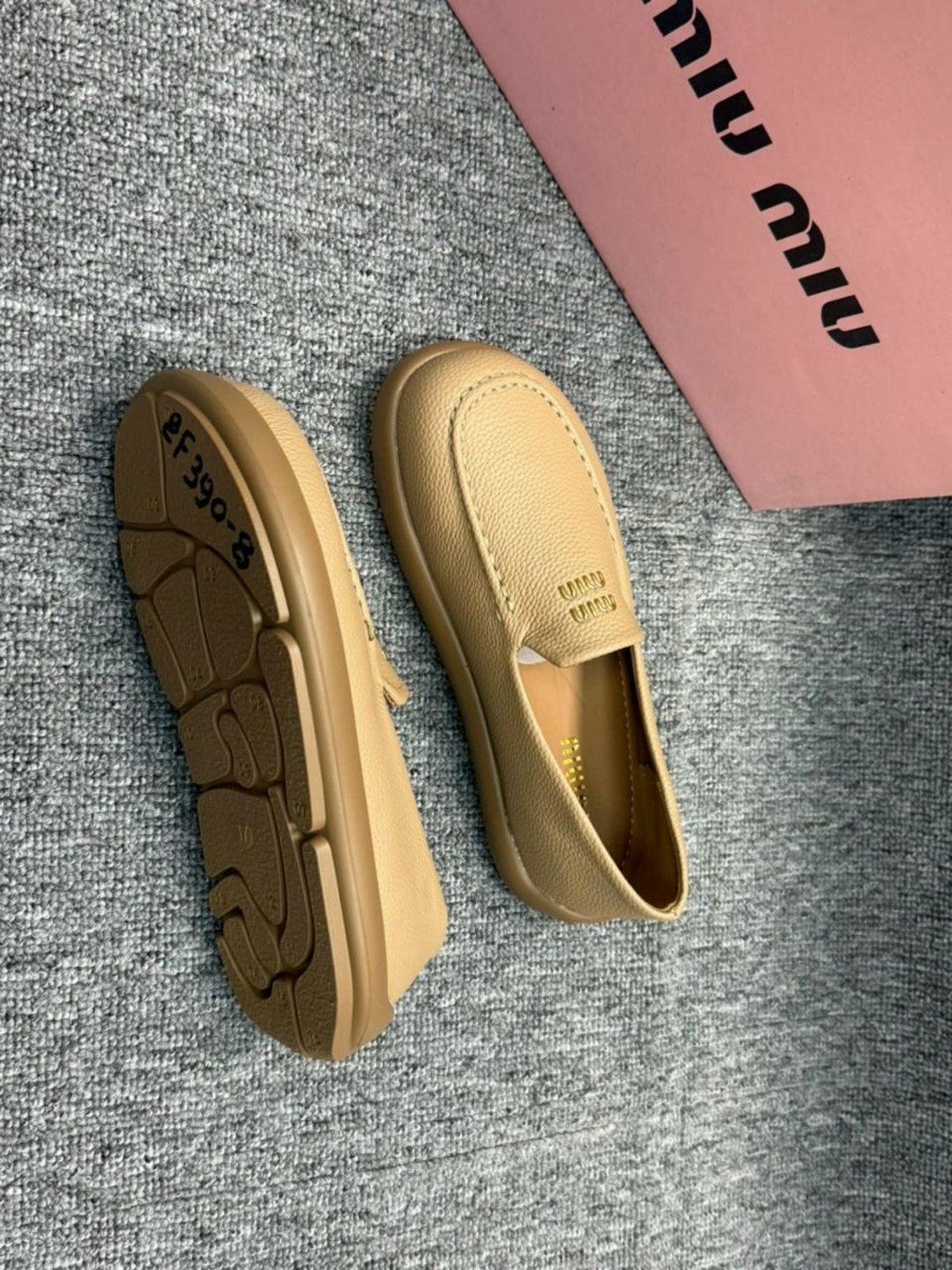 женские кожаные лоферы miu miu коричневые,женские кожаные лоферы miu miu коричневые lm-22527,лоферы miu miu,,женская  miu miu