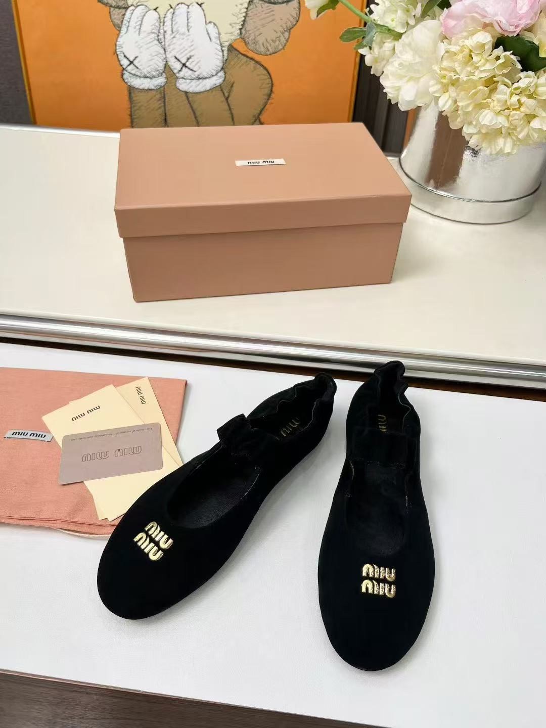 ,женские черные замшевые туфли miu miu,балетки miu miu,женские черные замшевые туфли miu miu lm-21960,женские балетки