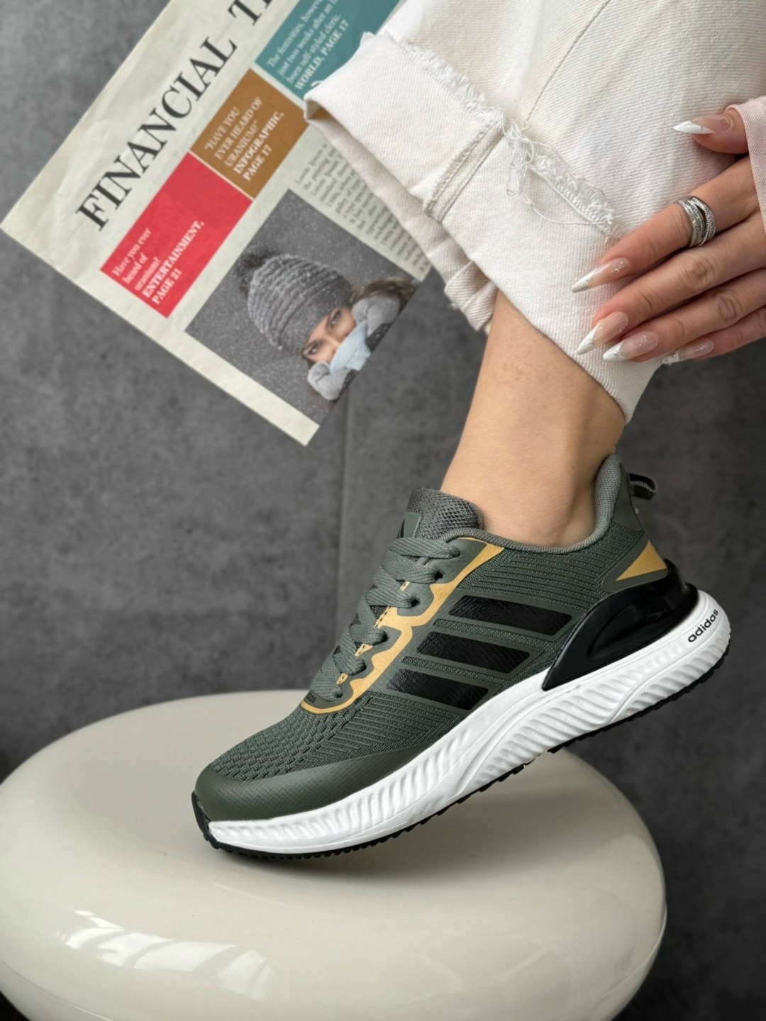 кроссовки адидас мужские новая коллекция 2026,кроссовки adidas,кроссовки мужские adidas,мужские кроссовки,спортивная