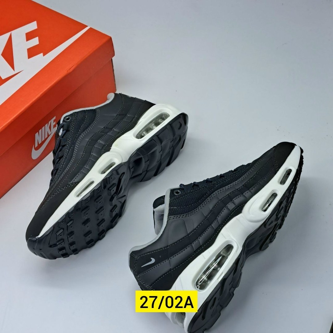 nike air max 95 essential,nike air max 95 black,nike air max 95,кроссовки nike air max 95,nike air max 95 premium