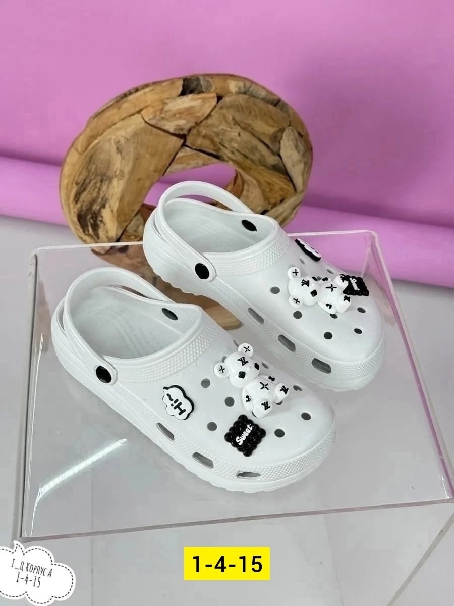 белые кроксы,кроксы с джибитсами,женские кроксы,,кроксы модные