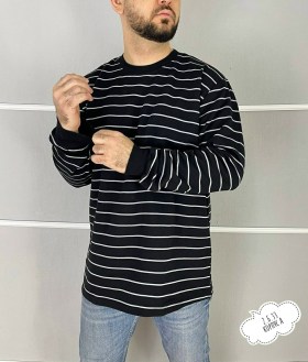 Свитер