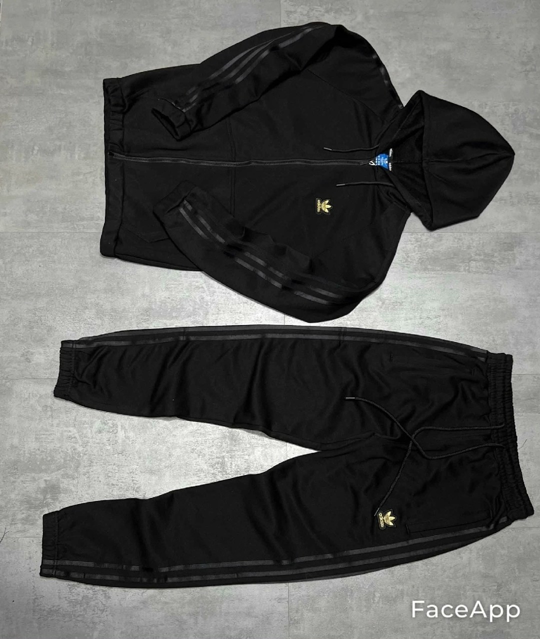 мужской спортивный костюм adidas,спортивный костюм adidas,спортивный костюм,мужской спортивный костюм,спортивный костюм мужской спортивный костюм