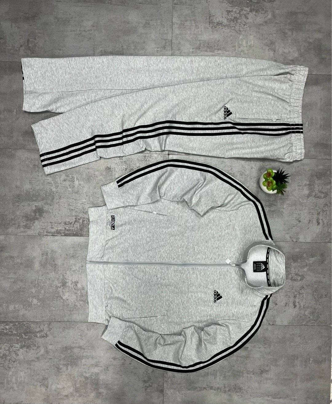 спортивный костюм adidas мужской,спортивный костюм adidas,спортивный костюм adidas теплый,мужской спортивный костюм адидас,спортивные костюмы мужские