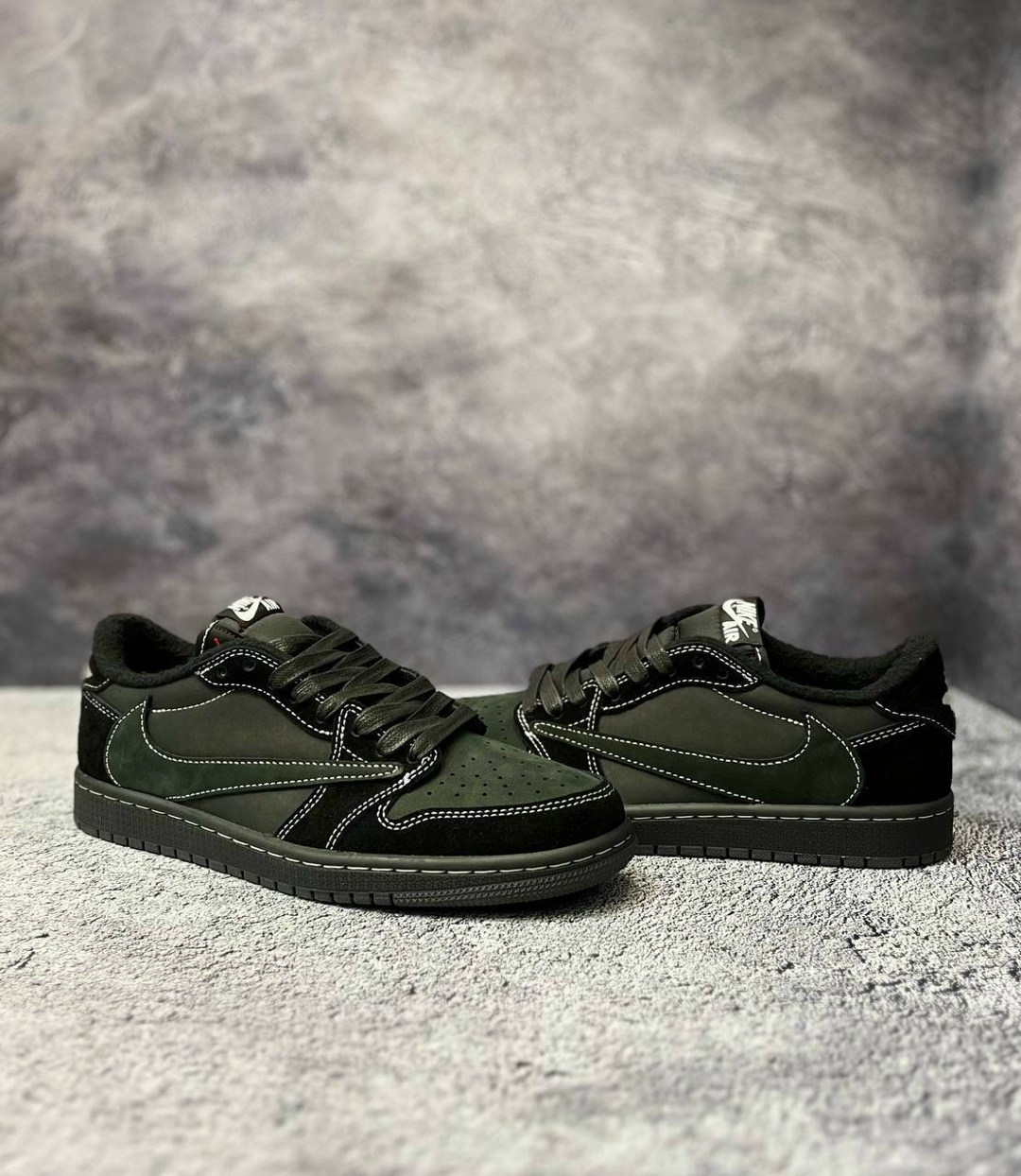 nike air jordan 1 low travis scott black phantom,nike air jordan 1 low travis scott,кроссовки travis scott x air jordan 1 low,кроссовки nike air jordan 1 low x travis scott чёрные,nike air jordan 1 lo