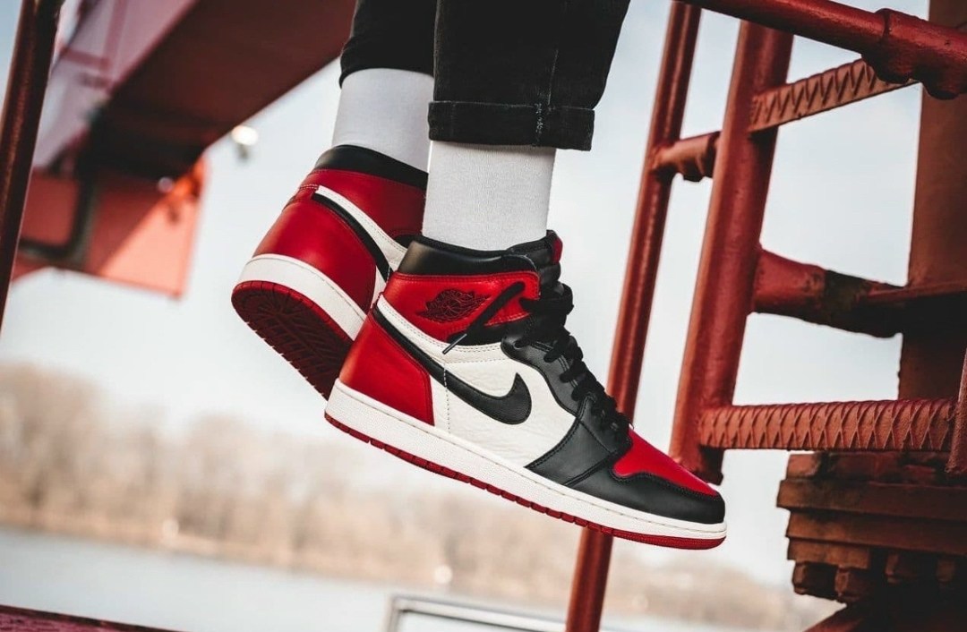 nike air jordan 1 bred toe,nike air jordan 1 high og,nike air jordan 1 retro high og,nike air jordan 1,nike air jordan 1 high