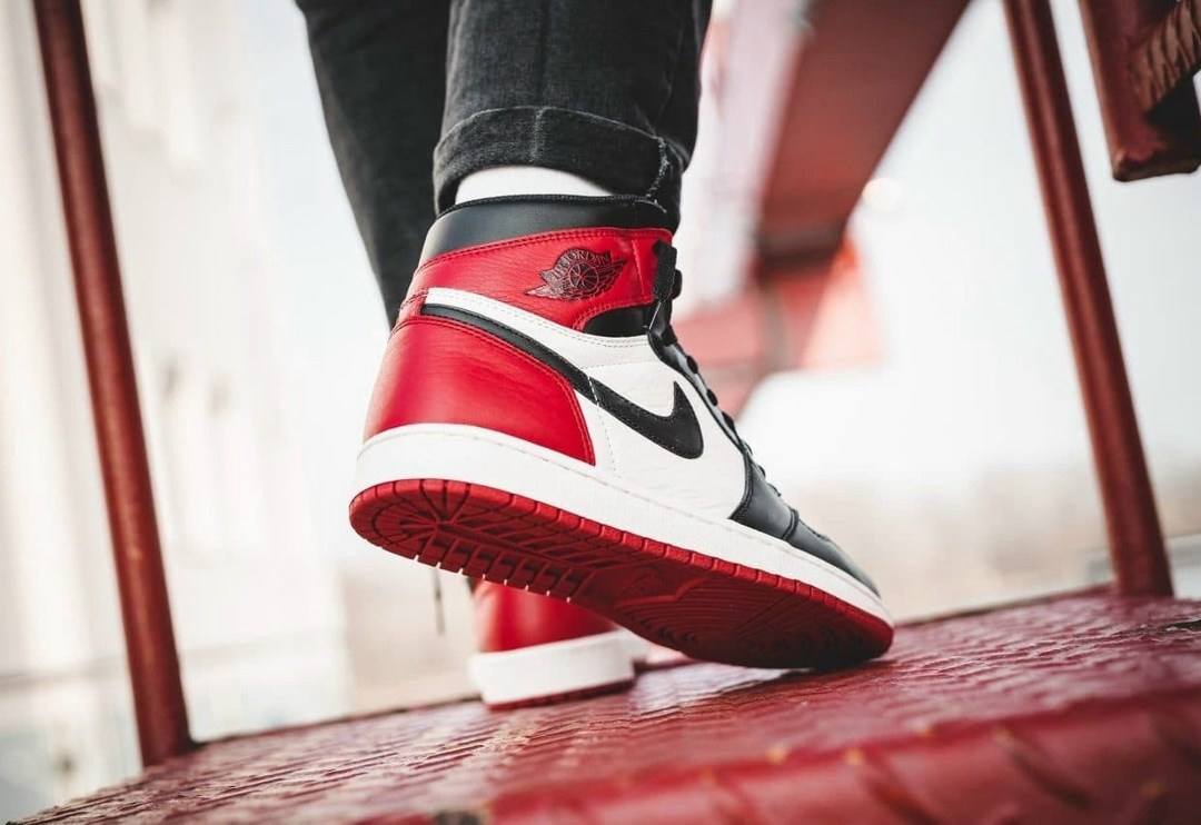 nike air jordan 1 bred toe,nike air jordan 1 high og,nike air jordan 1 retro high og,nike air jordan 1,nike air jordan 1 high