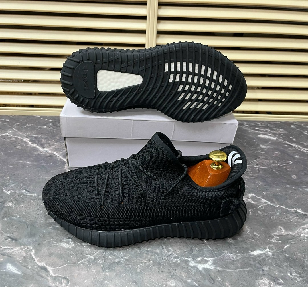 кроссовки adidas yeezy boost,кроссовки adidas yeezy boost 350,кроссовки мужские yeezy boost 350,adidas yeezy boost 350 v 2,adidas yeezy 350