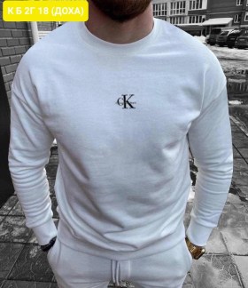 Свитер