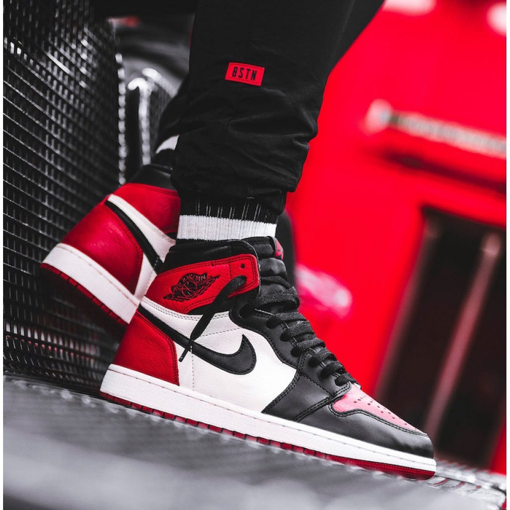 nike air jordan 1 bred toe,nike air jordan 1 high og,nike air jordan 1 retro high og,nike air jordan 1,nike air jordan 1 high