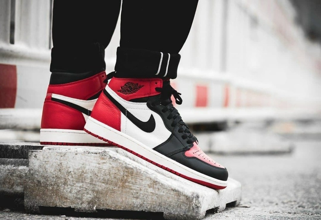 nike air jordan 1 bred toe,nike air jordan 1 high og,nike air jordan 1 retro high og,nike air jordan 1,nike air jordan 1 high